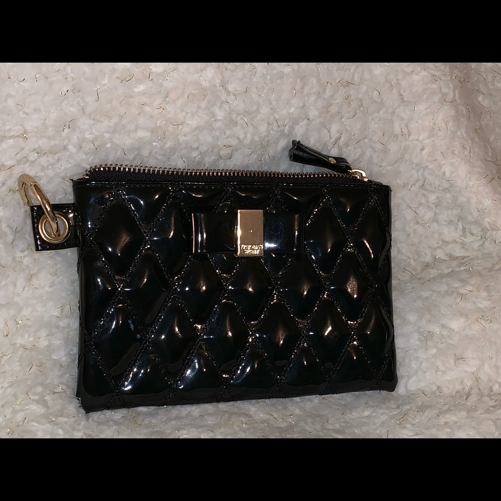 🔥Victoria’s Secret clutch